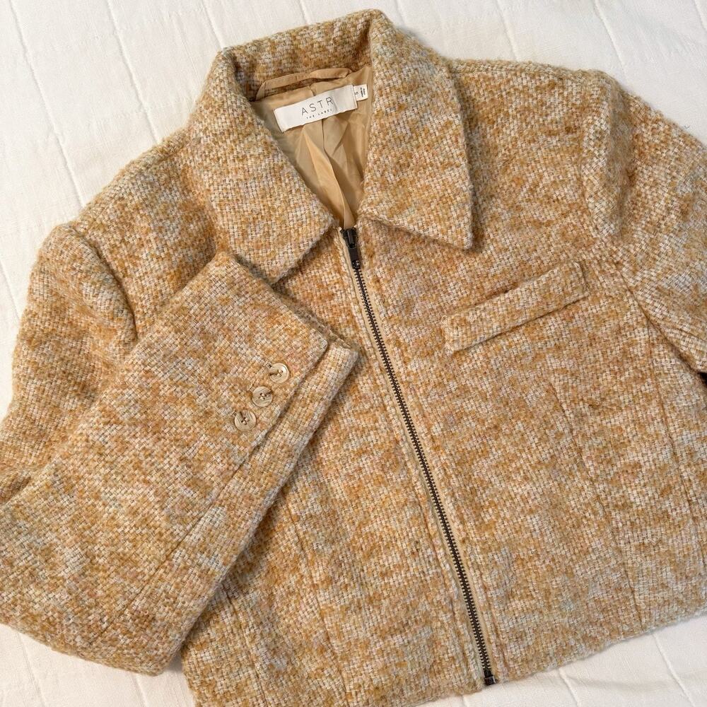NWT ASTR The‎ Label Lindsay Cropped Jacket YELLOW Sz SMALL $124 MSRP